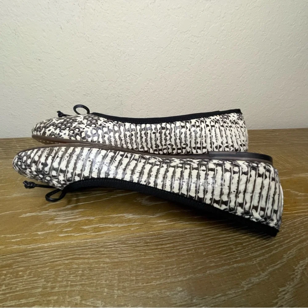 Coach Lola Ballet Black and White Snakeskin Flats Size 7